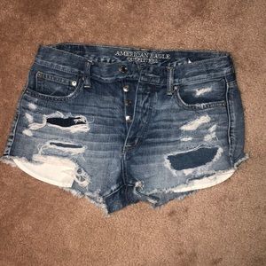 American Eagle Denim Shorts - Size 6